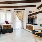 Aldea Del Mar